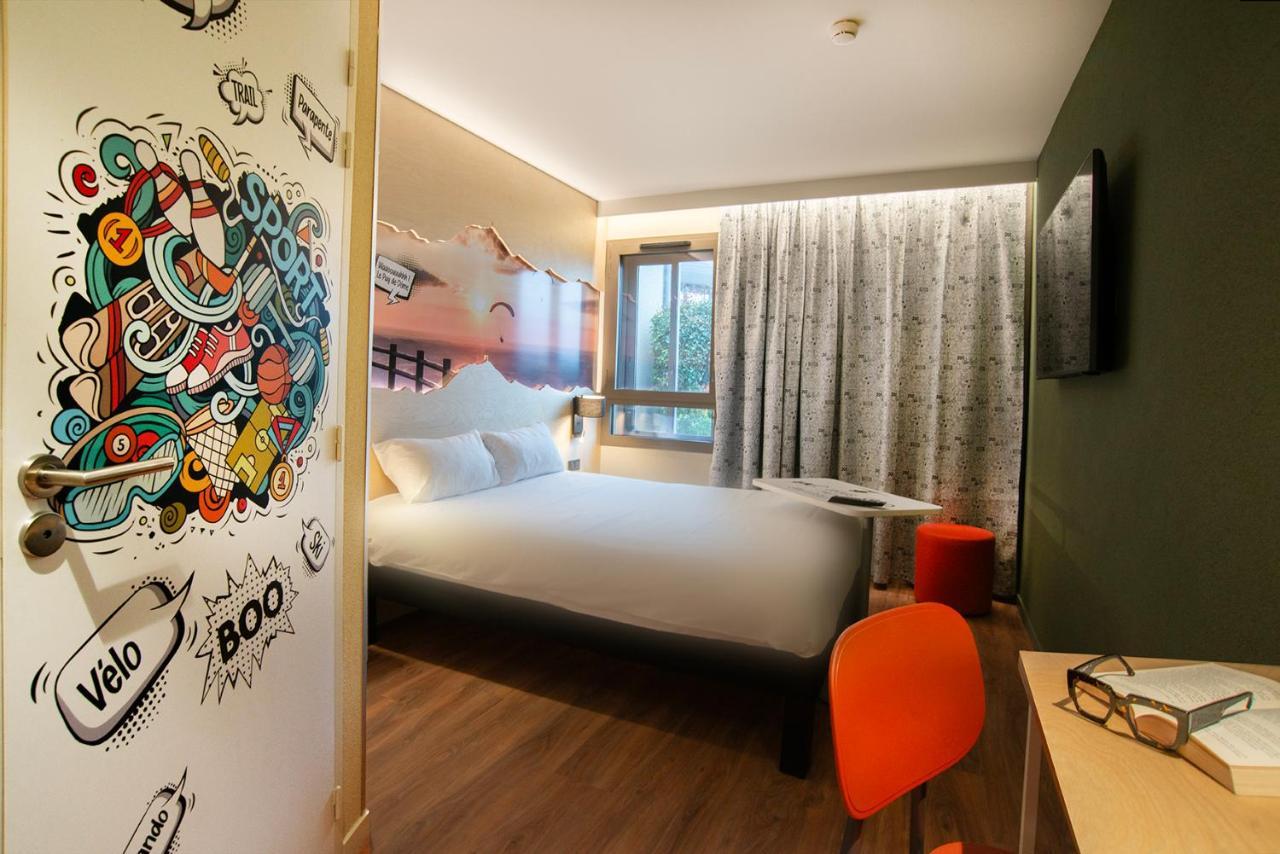 Ibis Styles Clermont-Ferrand Aeroport Hotel Ngoại thất bức ảnh
